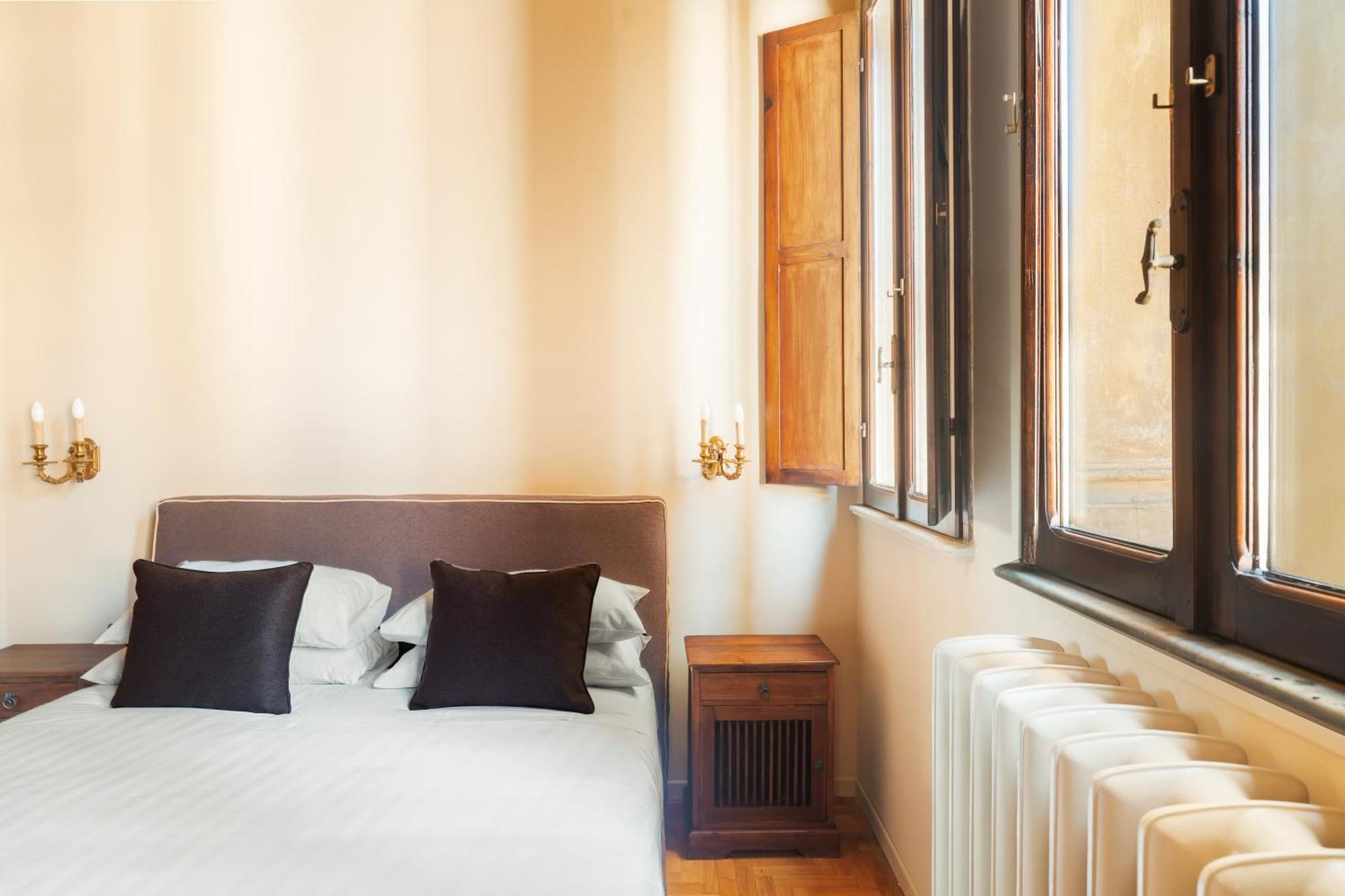 Casa Maestro, A Burghesius Appartamento